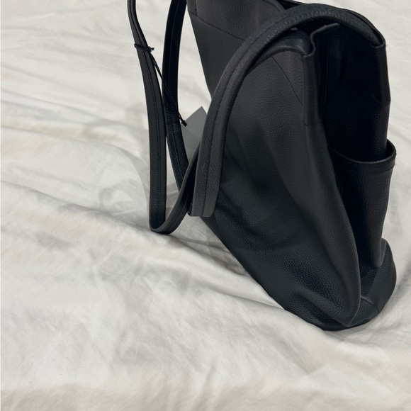 Black Women's Tote Bag - Picture 2 of 2